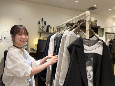 Unpeu Femme（アンプーファム） 元町店 「モードとwork」「パリのアメカジ」などの
コンセプトで集めたコントラストスタイルを『Unpeu Femme』 は提案しています♪