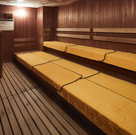 安心の＜ユウベルグループ＞
初めての方も安心！
先輩スタッフが丁寧にサポートしますので、何でも聞いてくださいね♪