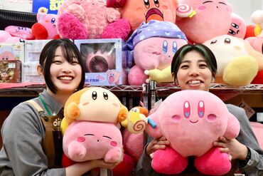 オフハウス中条店 髪色＆髪型自由！ネイルもOK！
にぎやかな仲間があなたを待ってます◎
この春から新しくバイトするならここ！