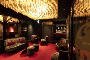 銀座レカン ≪銀座レカン≫
「銀座でフレンチといえば？」というほど有名なグランメゾン！
20～40代まで活躍中◎