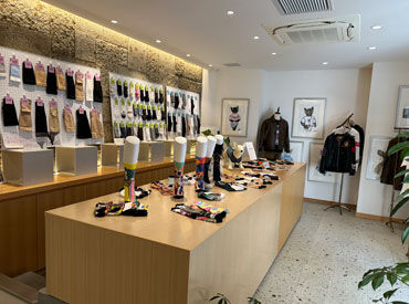 ▼運営サイトは以下よりご確認ください♪
https://neuink-japan.com/shop
お洒落でかわいいアパレルが揃うブランドです♪