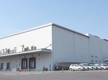 マイカー通勤OK！広い駐車場完備★
無料送迎もあるので通勤が心配な方もご安心ください
髪型・髪色自由でおしゃれも楽しめます◎