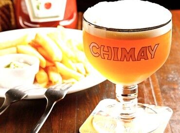 ≪未経験者大歓迎♪≫
絶品の洋食まかないがあります☆
料理を覚えたい方は自分でまかないを作ってもOKです！！とっても自由♪