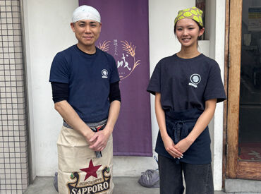 福岡市地下鉄空港線
大濠公園駅から徒歩4分！
周辺にはカフェや飲食店、
コンビニも揃っており、
働きやすい環境です♪