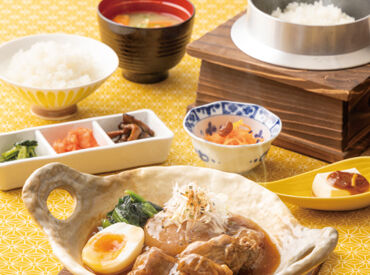 はしや　アリオ柏 ＼まかないが自慢です★／
おいしいご飯が、まかないで楽しめます♪
頑張った分だけ美味しくなる◎