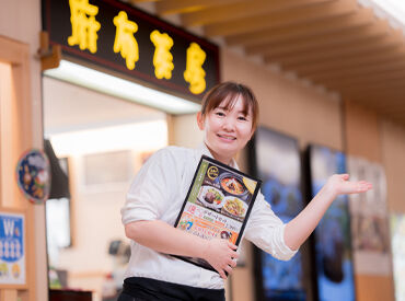 麻布茶房(AZABUSABO)　アトレ亀戸店 40～50代のSTAFFも活躍中★
ブランクが気になる方、カフェで働いてみたい方…
温かい職場なので安心して応募してくださいね♪