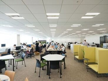 事務の経験、スキルが活かせる!
オフィスワークデビューもブランクのある方も大歓迎です!