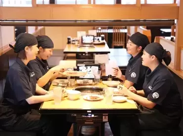 焼肉きんぐ　仙台西多賀店 配膳ロボット完備！注文はタッチパネルで簡単◎
髪型髪色自由で、自分らしく活躍♪