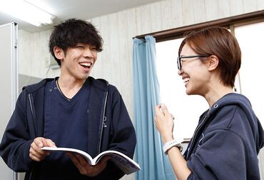 短めのシフトからご相談できるので、無理なくスタートできますよ★
もちろん長めのシフトで稼ぎたい方も大歓迎!!