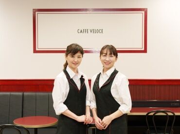 学生さん・ママ友・サラリーマン・お年寄りの方…
いろんな方に利用されているCafe♪*
その分いろんな形の接客が出来ます★