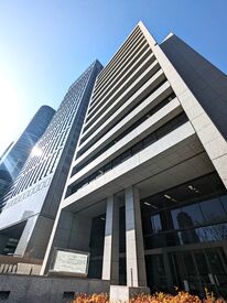 髪型・髪色・ピアス・ネイルなども自由です！！
オシャレを楽しみながら働きたい人も、
今のまま何も変えずに勤務OKです★