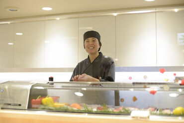 海鮮魚力　立川ルミネ店 *☆ 未経験・バイトデビュー歓迎! ☆*
「扶養内勤務OK」「有給休暇あり」など
シフト面でも働きやすい♪