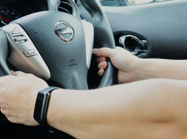 ≪必須≫
中型免許
※中型車(8t)に限るは不可となります!