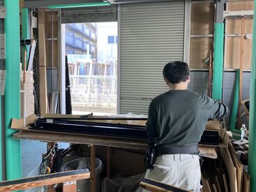 難しいことは一切なし！
分からないことは周りのスタッフに聞いてください☆
冷暖房設備です！夏も安心♪