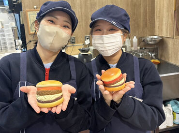 モンド有限会社　【神戸エリア】 朝はゆっくり10時スタート！
＼接客が好き！／
そんな方大歓迎！もちろん未経験の方も大歓迎です♪