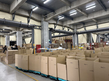 土日のみの週2日で働きたいもOK♪
9-13時シフトで午後は家事してからお迎えも◎
年内面接→年明け勤務スタートもOKです！