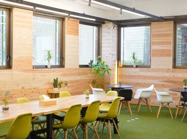 営業やテレアポはありません！簡単なPC操作ができればOK◎
未経験・ブランクのある方も丁寧にお教えしますのでご安心ください♪