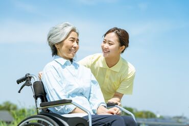 無資格&未経験スタート大歓迎!
イチから介護のお仕事始めてみませんか?
研修やサポートもしっかり行うので安心♪