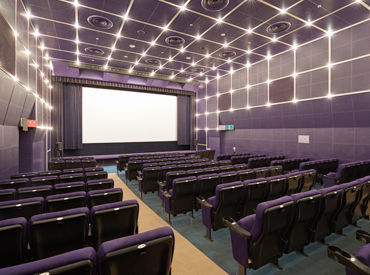 キネカ大森 映画好きにはたまらない♪
普段はなかなか知ることのできない、
映画館の舞台裏も経験できる◎
学生や社会人など幅広く活躍中！