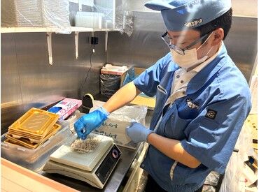 加工なし！品出しやパック詰めなど◎
未経験でもすぐに慣れるカンタン作業がメインです！