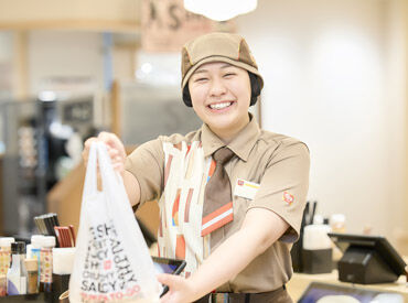 すき家　8号金沢福久店 現スタッフは…ほぼ未経験スタート★
最初の研修で流れをレクチャー
⇒店舗でしっかりフォローします♪