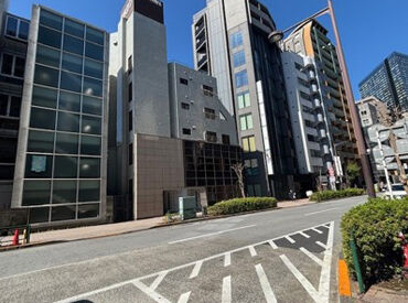 株式会社鑑定法人エイ･スクエア こんな感じてパシャッと撮影すればOKです♪
自転車やバイクで現地に向かう方がほとんど★
まずはお気軽にご応募くださいね！