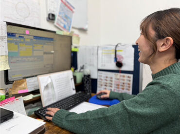 \働きやすさ満載の職場です!/
★週2日・1日3時間以上のシフトでOK
★髪・ピアス・ネイルなどオシャレ自由
★丁寧な研修で安心