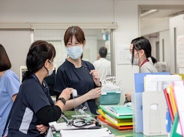 医療法人永寿会 福島病院 万全のサポート体制で安心スタート！
気さくでやさしい先輩スタッフさんたちが
しっかり助けてくれるから心配いりません♪