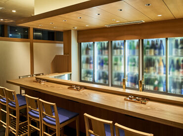 銀座らん月　利き酒処　酒の穴 平日は15時半には勤務終了！
夕方からは自分時間にも◎
子どものお迎えにも間に合うシフトで嬉しい♪