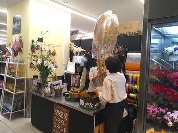 昇給制度であなたの頑張りをきっちり評価！
お給料としてしっかり還元されるので
「また頑張ろう！」とモチベーションもアップ♪