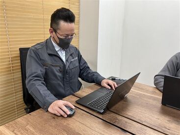 株式会社カルラ 未経験・無資格から
運行管理の正社員へ★
簡単なサポート業務から
少しずつステップアップできます♪