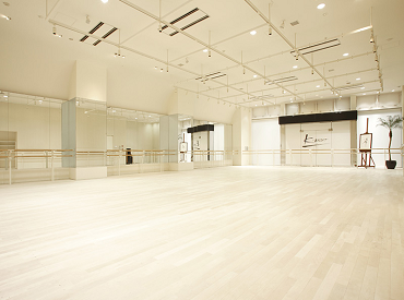 K-BALLET SCHOOL 恵比寿 ＼バレエスタジオで♪お洒落でキレイ★／
駅チカのスタジオ!!アクセスも良く通いやすい◎