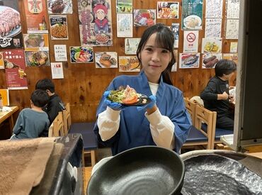 駅チカだから通勤ラクラク♪
授業やサークル後にもぴったり！
シフト自由で学業と両立しやすい