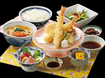 ＼高校生～シニアさんまで大歓迎／
それぞれの生活スタイルに合わせて働くことが可能◎
働き方は何でも相談OK!!