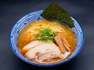 美味しいまかないが無料◎
お得に勤務できます♪