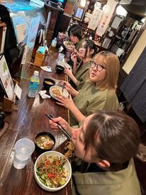 ★オシャレ自由
★髪型/髪色/ネイル/ピアスなどは自由
★オシャレをしながらアルバイトOK