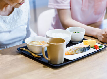 ≪資格を活かせる♪≫
無理なく働ける"日勤のみ"
お子さんがいる方も安心◎
残業なしなのも嬉しいPOINT♪
※写真はイメージ