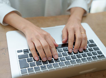 基本は物件情報の入力作業など店舗内がメインですが、物件写真の撮影などで外出する機会もあるので気分転換しながら働けます♪