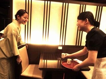 京懐石 美濃吉本店 竹茂楼 ＜東山にある美濃吉の本店の募集★＞
数奇屋造の本館と合掌造の合掌館からなり、
お店の外は、竹で覆われ京都のイメージを表現♪