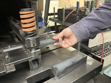 長尾工業所株式会社 他から転職してきたスタッフさんいわく
「前の職場と全然違う…めちゃくちゃ優しい…！」
だから長く人が多いんです♪