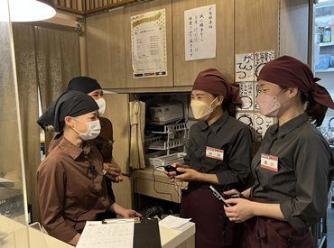 お店の雰囲気がとっても良いので、ずっと続けたくなりますよ♪
あなたも一緒に働きませんか！？

