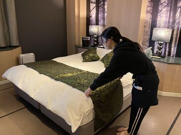 \希望条件で働ける!/
稼ぎたい金額や扶養内・保険加入したいなど、希望条件に合わせて、
支配人がシフトを組んでくれます!