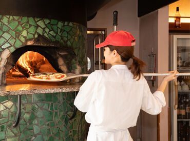 マンマパスタ 成瀬店 キッチン"未経験"の方OK◎
もちろん、お家での料理が好きな方も大歓迎です！経験・スキルは一切問いません★