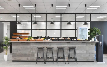 ★食事やコーヒー無料★
休憩スペースも完備♪
快適な環境で長く働きたい方にもおすすめ!