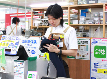 オフハウス 恵庭店 「週3日くらいで」「扶養内で」「家事の合間」…ぜーんぶOKです!
シフトの希望は随時相談に応じます◎