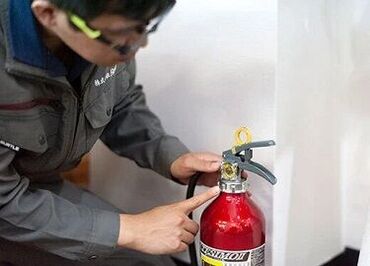 株式会社ReR ビルや学校、商業施設などを回るので毎回新鮮な気持ちで働けます！
★直行直帰OK★