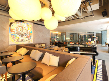 「学校帰りに短時間だけ」
「朝～夕方までガッツリ」など
ライフスタイルに合わせて働けます！