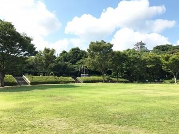遠鉄アシスト株式会社　※勤務地：浜松城公園 安心安定の遠鉄グループでのお仕事◎まずはお気軽にご応募ください♪
未経験の方も安心して働ける丁寧＆充実の研修があります＊