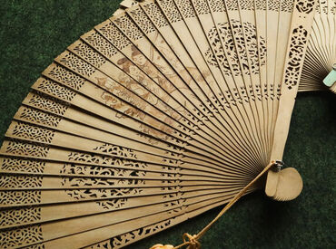 ＼能楽の世界へようこそ！／
海外のお客様もいらっしゃるので語学力がある方は活かせますよ♪
もちろんなくてもOK！
