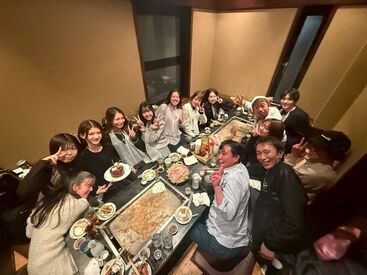 赤坂かこい  ○友達と応募大歓迎○
スタッフの中には
実際に友達と働いている方もいます★